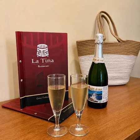 Hostal La Tina-2